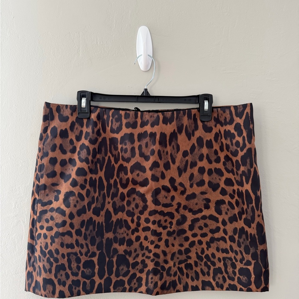 H&M Brown Leopard Print Mini Skirt